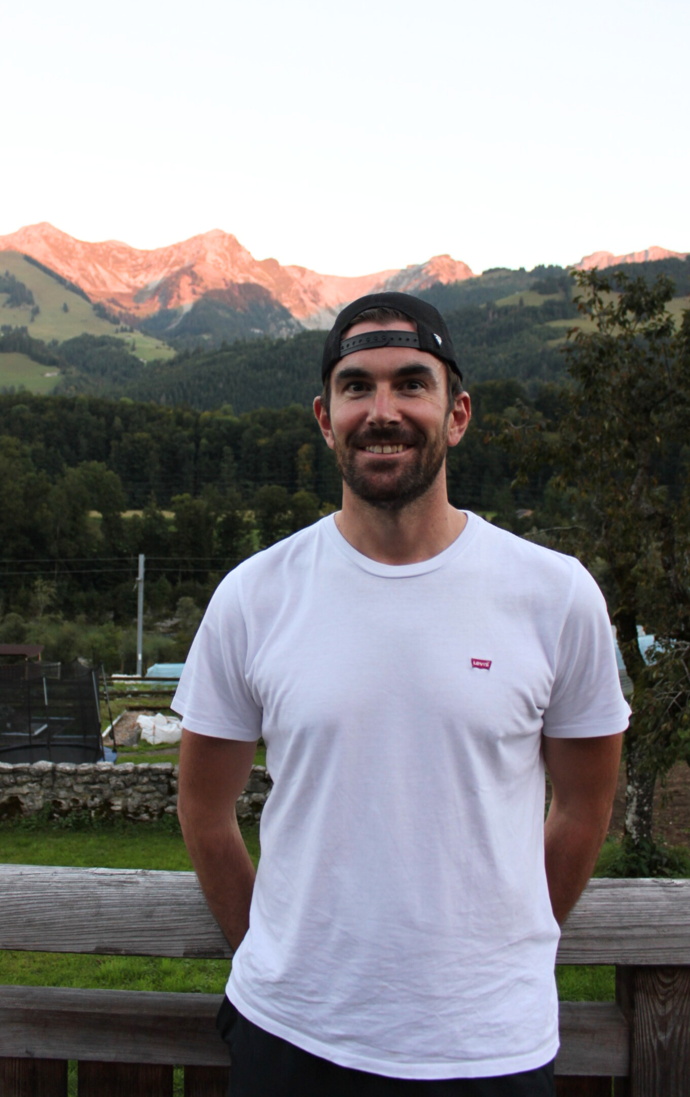 <mark style="background-color:rgba(0, 0, 0, 0)" class="has-inline-color has-custom-color-2-color">Vincent SCHAFER</mark>